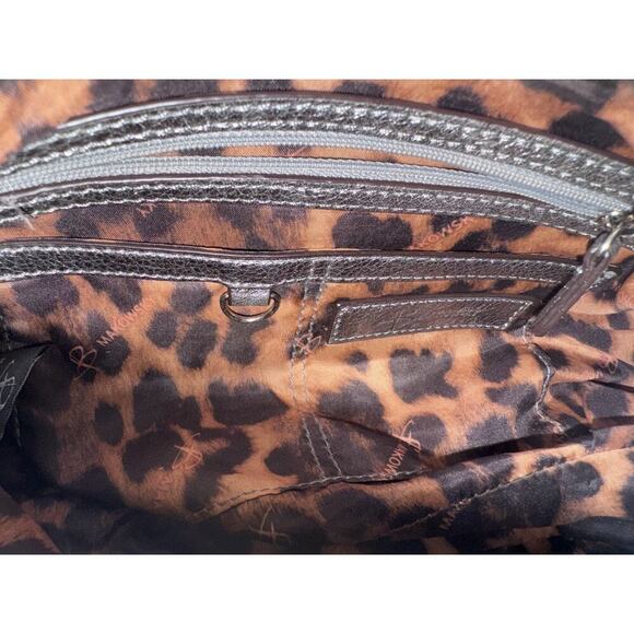 B. Makowsky Purse 100% Leather, Pewter Metallic, Metal Studs, Adjustable Strap - Picture 10 of 14